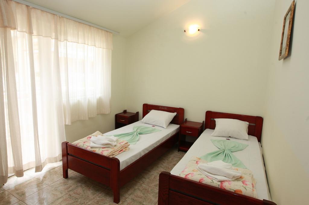 بودفا Hotel Vila Prestige المظهر الخارجي الصورة